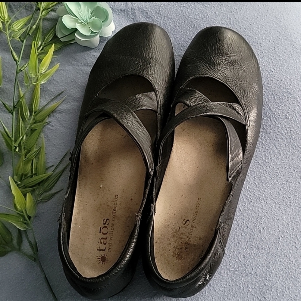 Taos ballerina flats